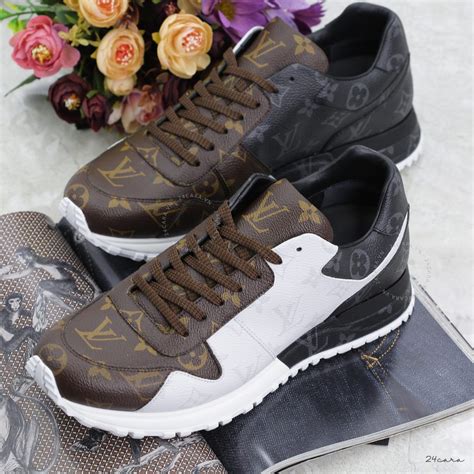 louis vuitton run away sneaker heren|Louis Vuitton run away damen.